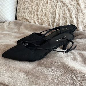 Torrid Faux Suede Black Pointed Toe Heels Kitten Heel Size 9W